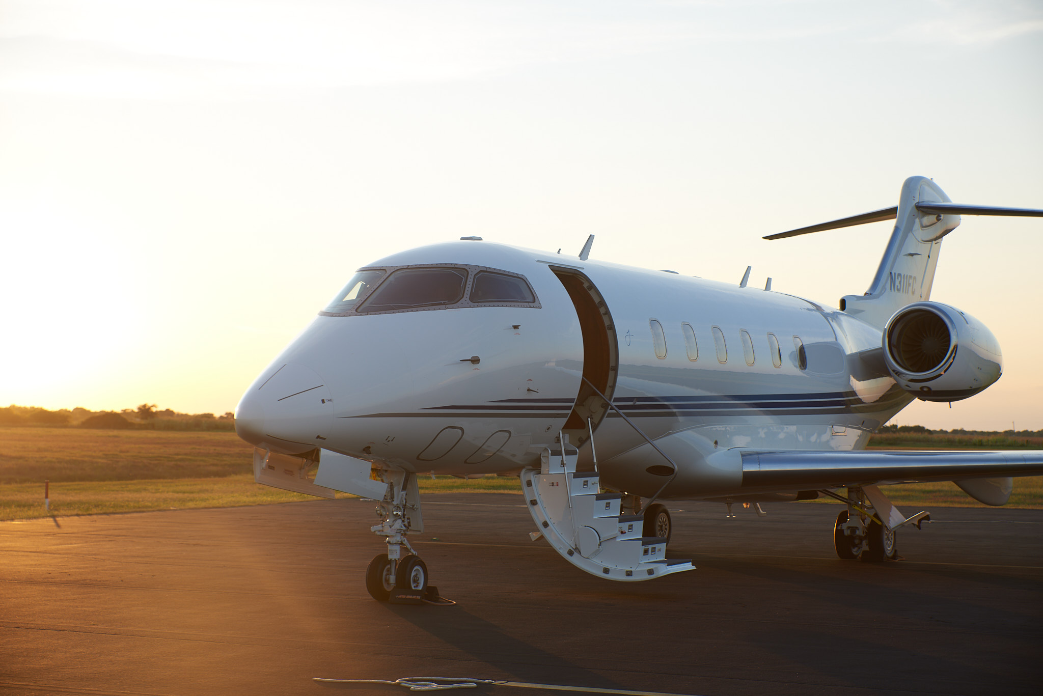 2010 N311FC  - Image 1