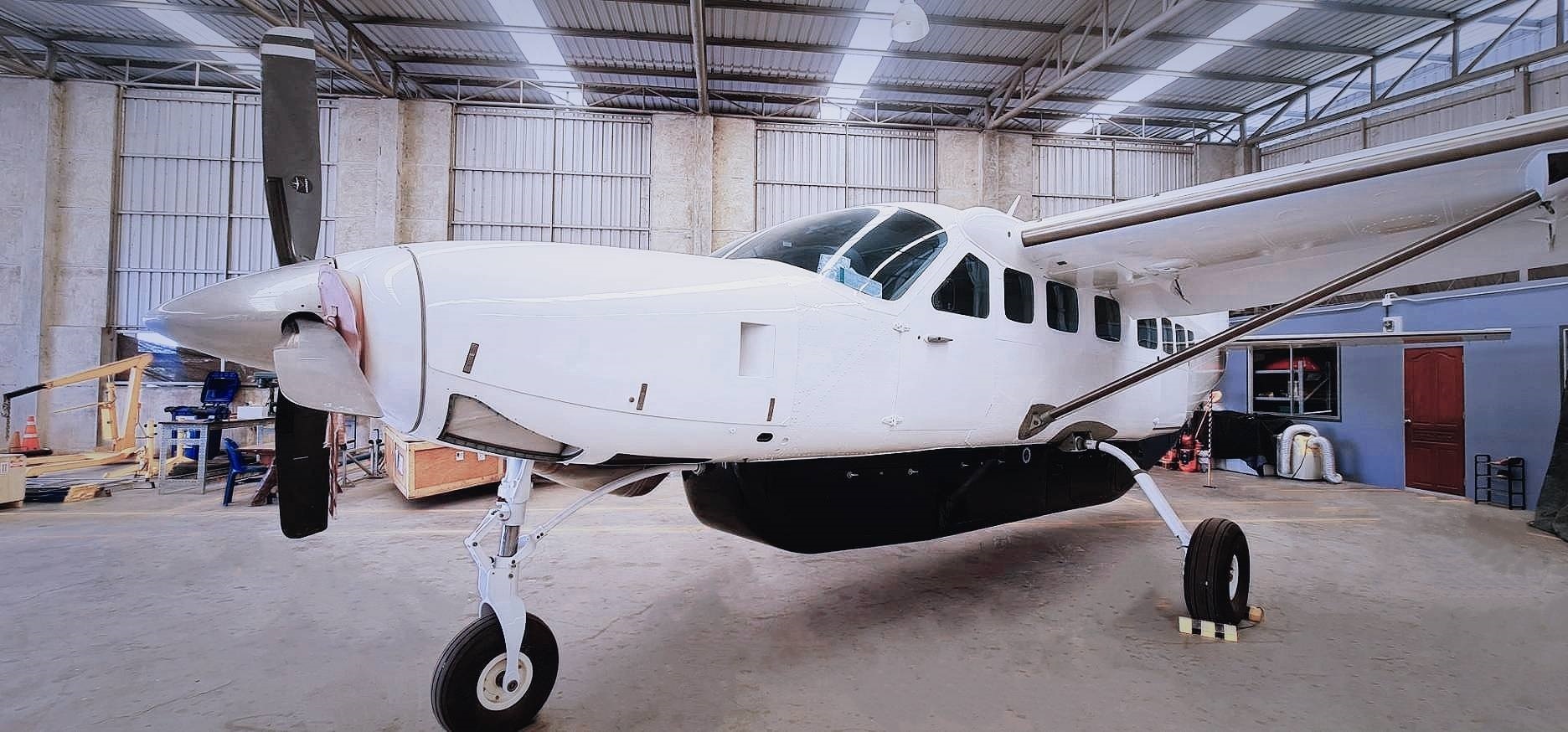 CARAVAN 208B aircraft hero image