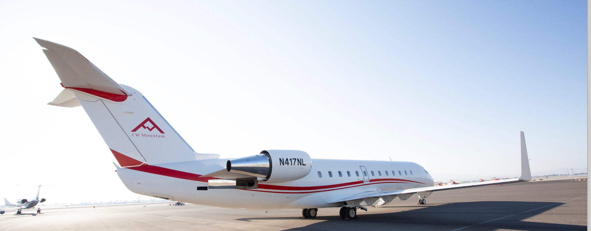 CHALLENGER 850 aircraft hero image