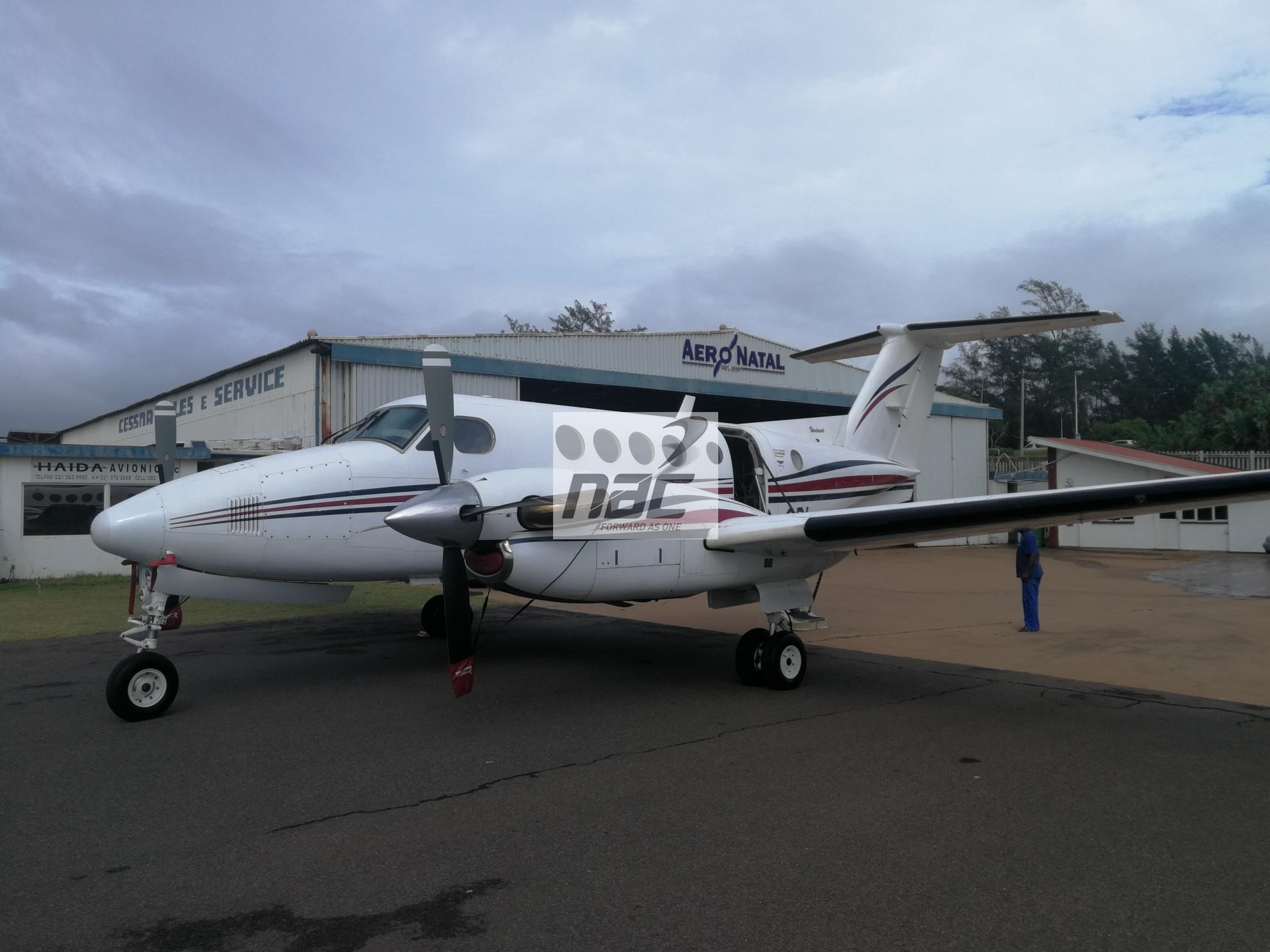 KING AIR 200C aircraft hero image