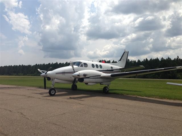 KING AIR A/B90 aircraft hero image