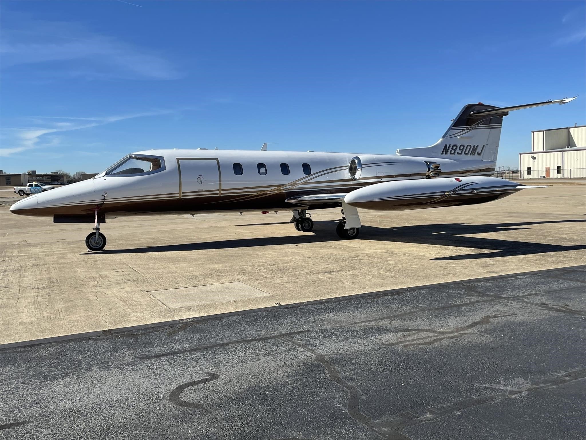 LEARJET 25D aircraft hero image