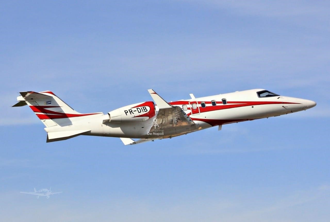 LEARJET 40XR aircraft hero image