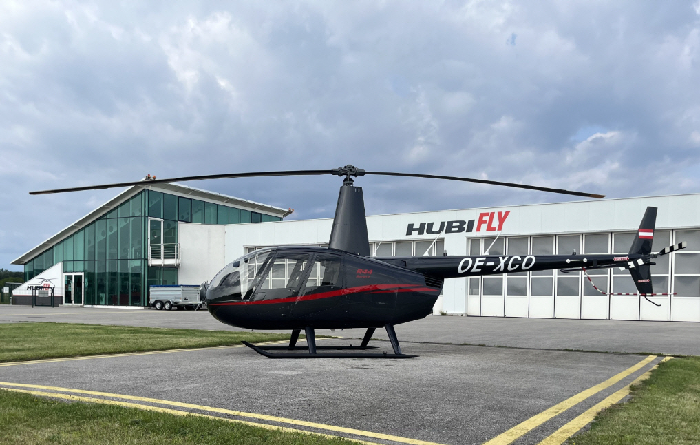 ROBINSON R44 RAVEN II aircraft hero image